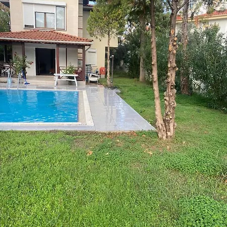 Gozde Belek